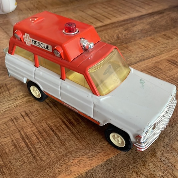Vintage Tonka Rescue - Picture 2 of 3